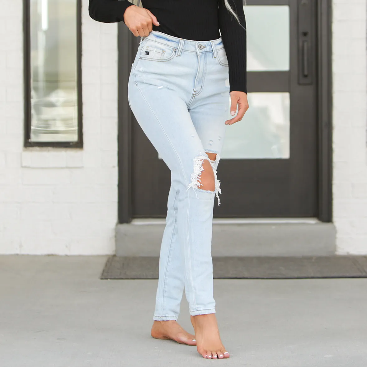 Kancan Ritta Light Wash Mom Jeans