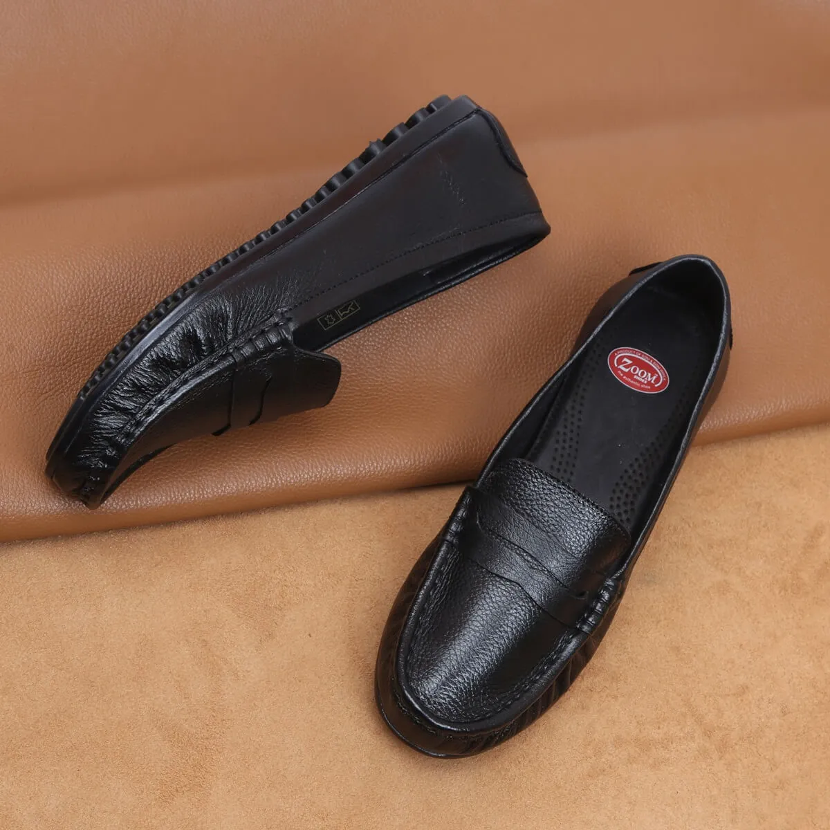 Sleek Black Leather Loafers for Women MATTY