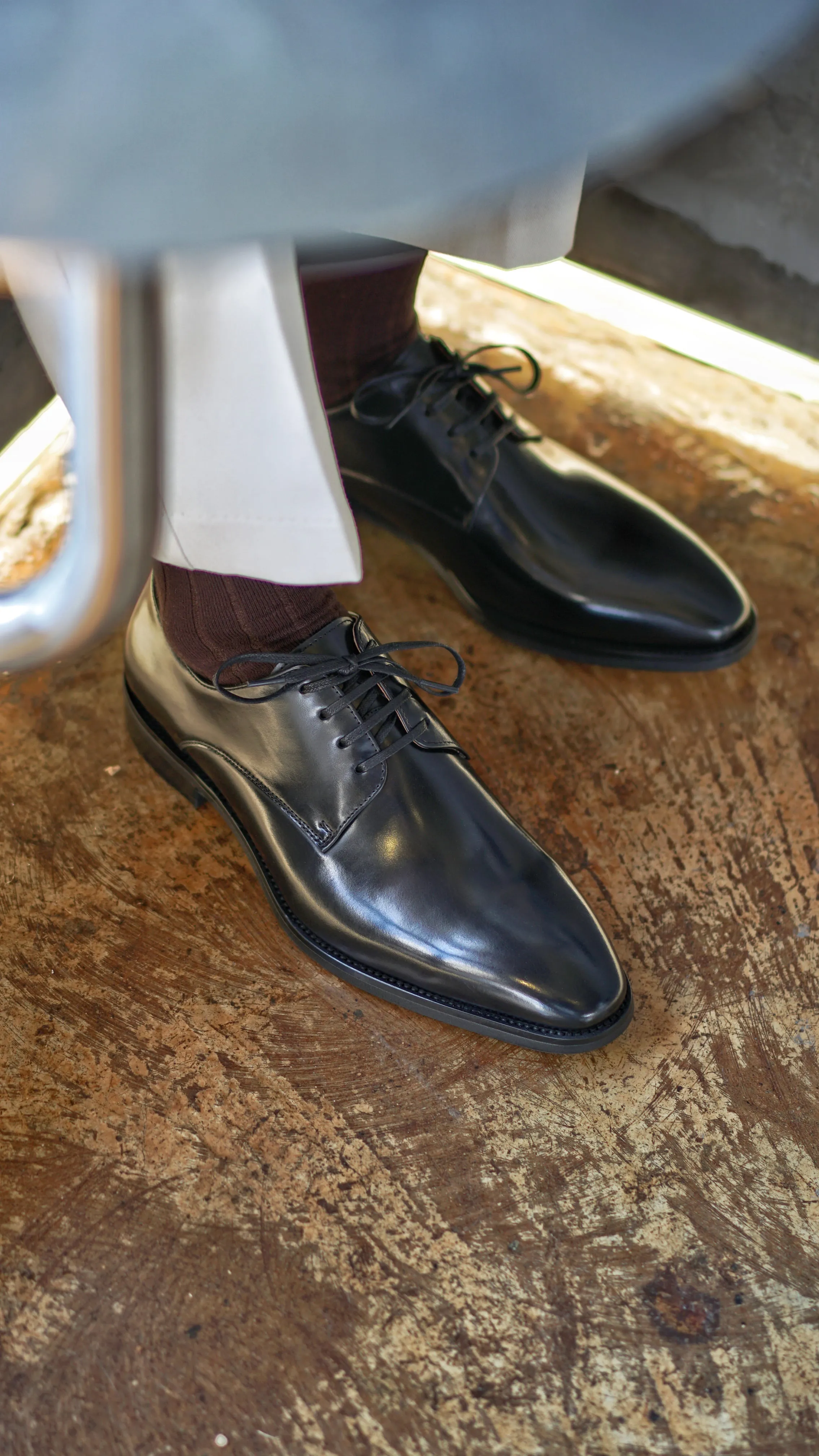 Sleek Black Plain-Toe Derby Shoes